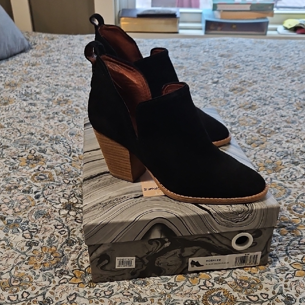 Jeffrey Campbell Stylish Black Ankle Boots